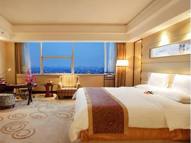 Golden Shining New Century Grand Hotel Beihai Exterior photo