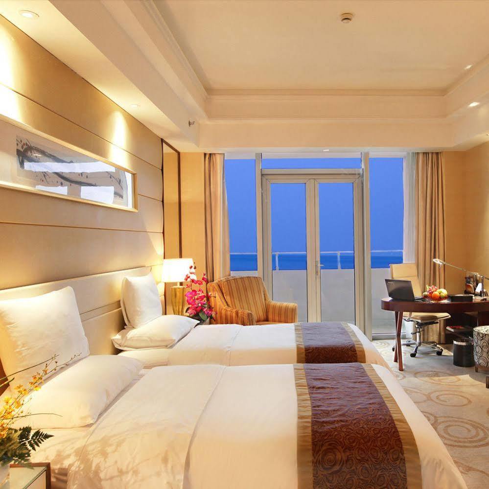 Golden Shining New Century Grand Hotel Beihai Exterior photo